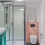דירה Naturblick - Modernes 3-zimmer Mit Privatparkplatz נוישטאדט ביי קובורג