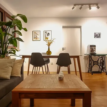 Naturblick - Modernes 3-zimmer Mit Privatparkplatz * Neustadt bei Coburg