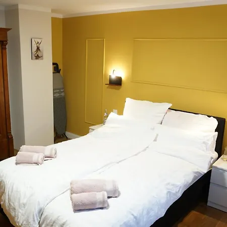 2 Mit Traumhaftem Blick In Apartment