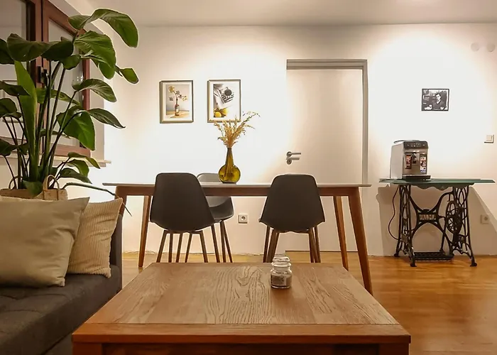 Naturblick - Modernes 3-zimmer Mit Privatparkplatz * ノイシュタット・バイ・コーブルク